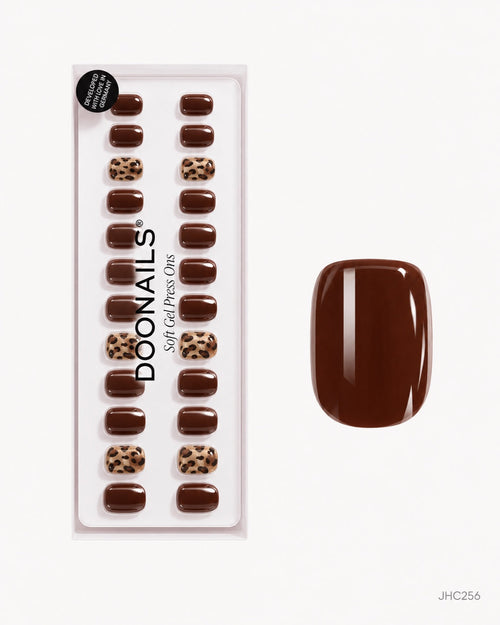 Sjokolade & leopard – kort firkantet